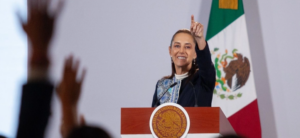 Sheinbaum instruye a Zoé Robledo establecer mesa de negociación salarial con trabajadores del IMSS